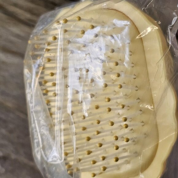 Rare Vintage Avon Barbie Doll Brush And Comb Set Never Opened - Picture 14 of 15